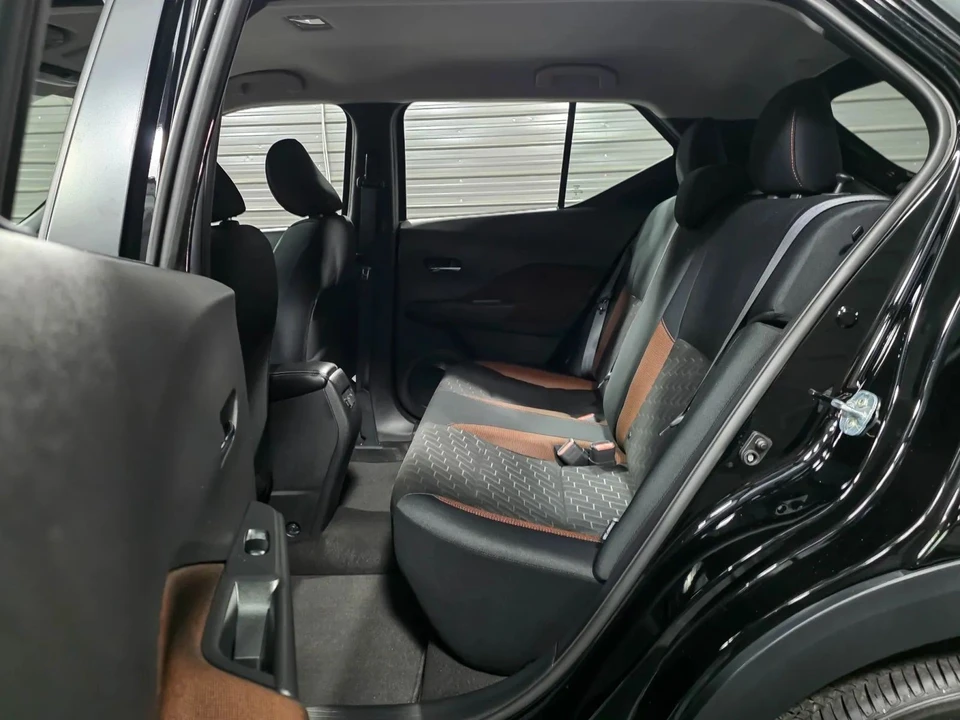 2024 Nissan Kicks - Image 15 of 21