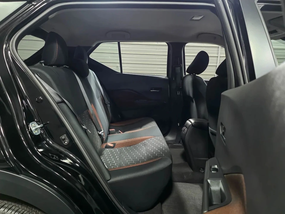 2024 Nissan Kicks - Image 16 of 21