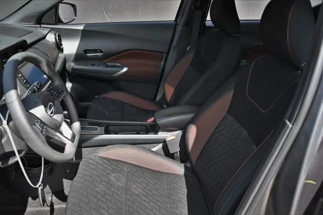 2024 Nissan Kicks - Image 12 of 18