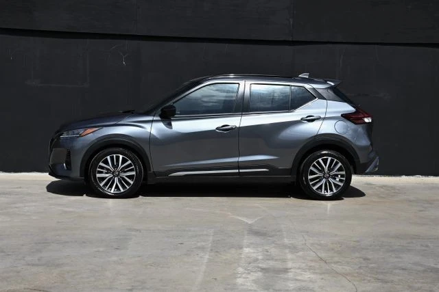 2024 Nissan Kicks - Image 7 of 18