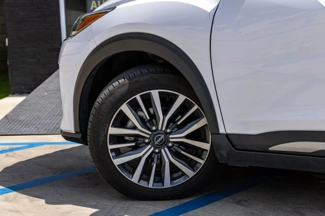 2024 Nissan Kicks - Image 30 of 31