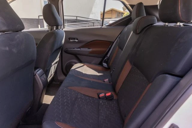 2024 Nissan Kicks - Image 18 of 31