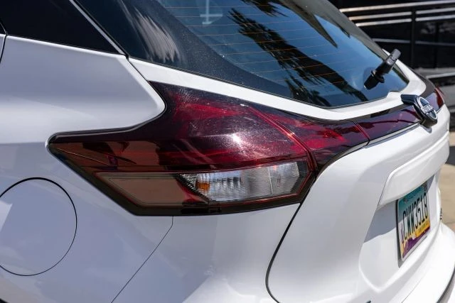 2024 Nissan Kicks - Image 13 of 31