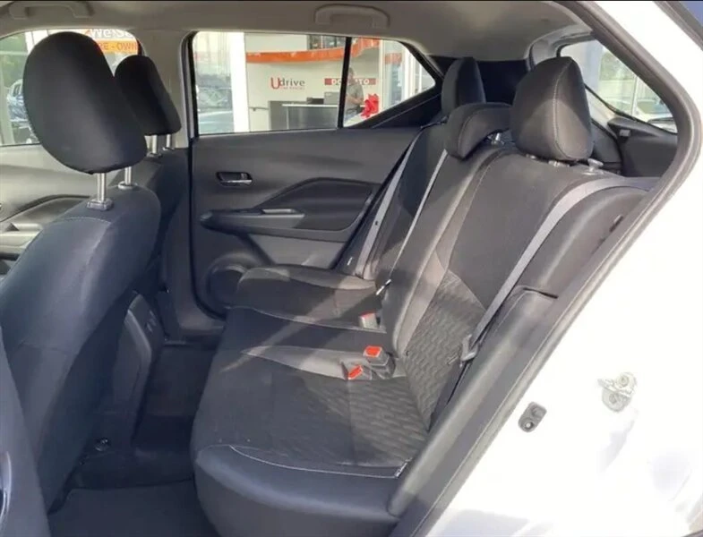 2024 Nissan Kicks - Image 14 of 17