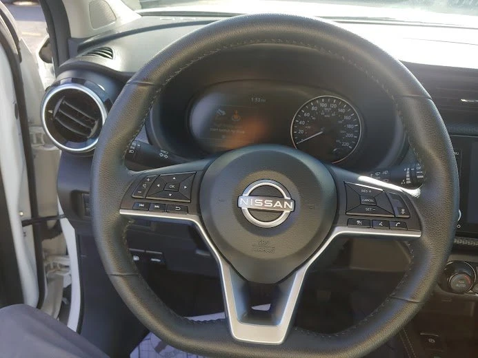 2024 Nissan Kicks - Image 8 of 9