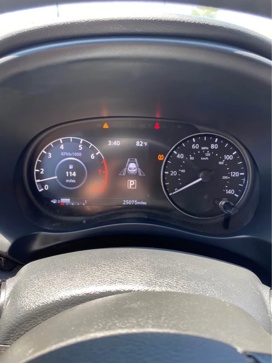2024 Nissan Kicks - Image 12 of 15