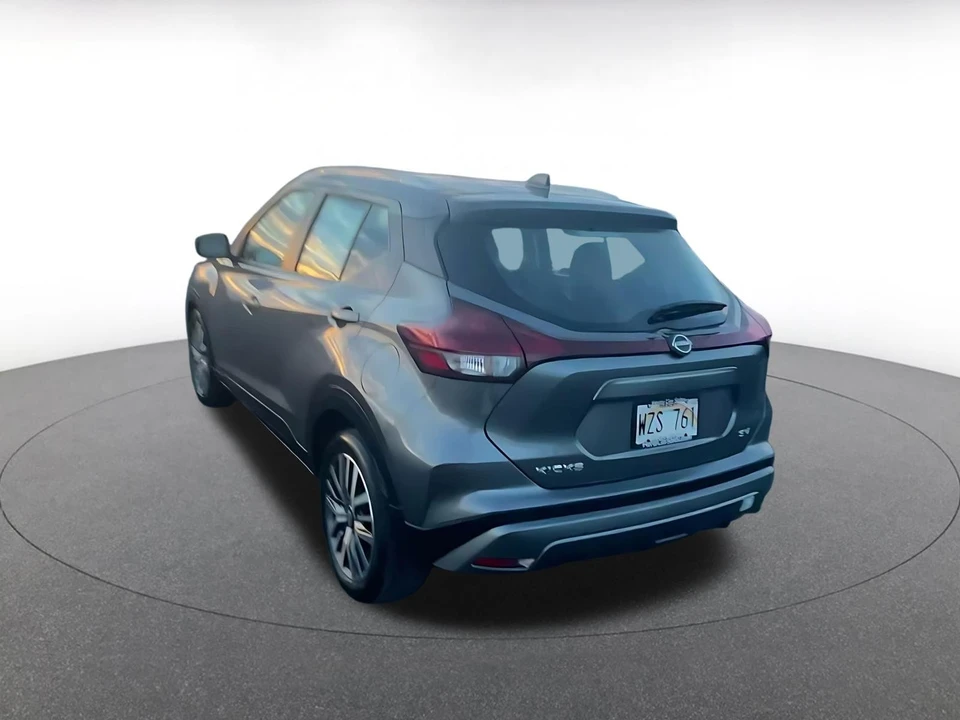 2024 Nissan Kicks - Image 12 of 31