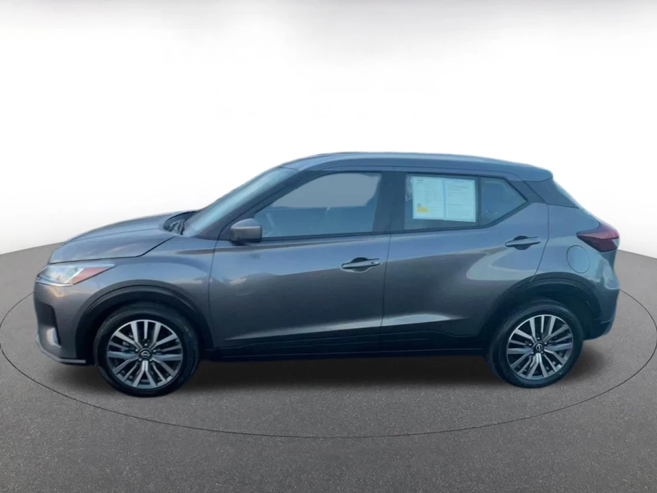 2024 Nissan Kicks - Image 9 of 31