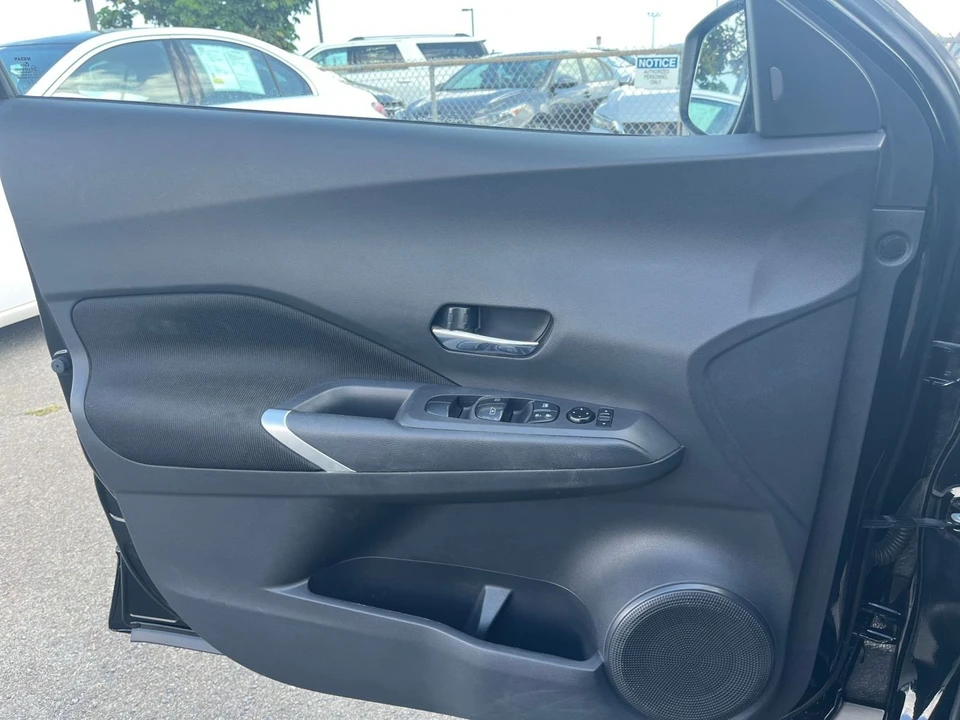 2024 Nissan Kicks - Image 20 of 31