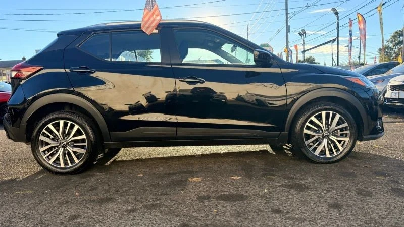 2024 Nissan Kicks - Image 11 of 12