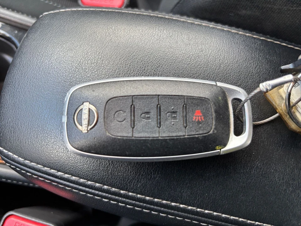 2024 Nissan Kicks - Image 25 of 31
