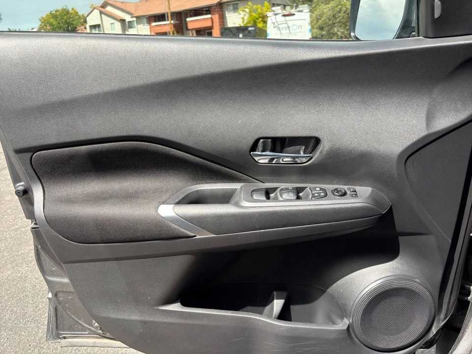 2024 Nissan Kicks - Image 20 of 31