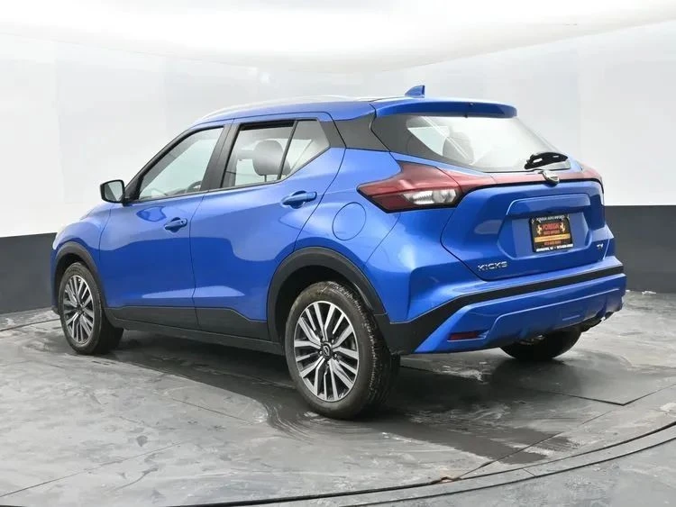 2024 Nissan Kicks - Image 9 of 12