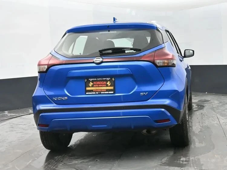 2024 Nissan Kicks - Image 8 of 12