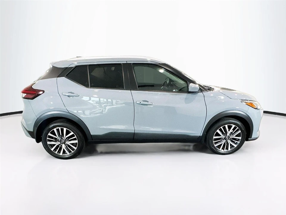 2024 Nissan Kicks - Image 29 of 31