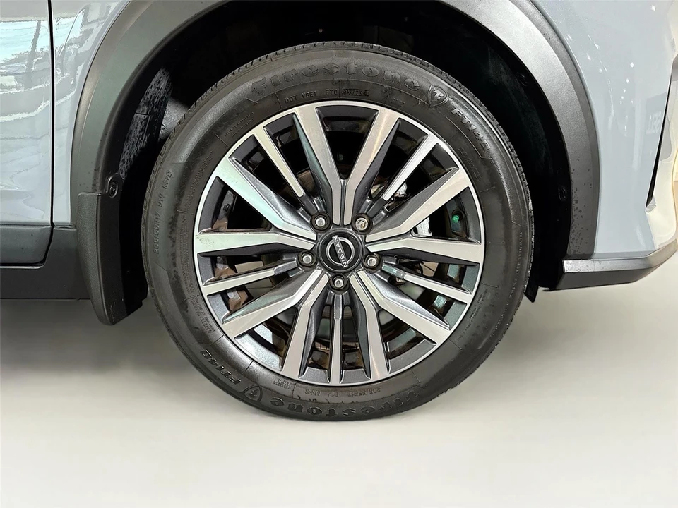 2024 Nissan Kicks - Image 31 of 31