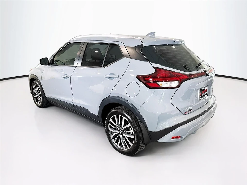 2024 Nissan Kicks - Image 26 of 31