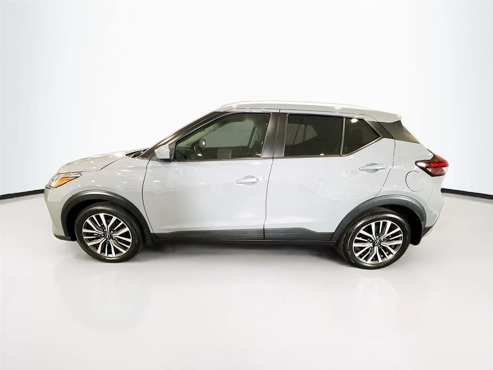 2024 Nissan Kicks - Image 25 of 31