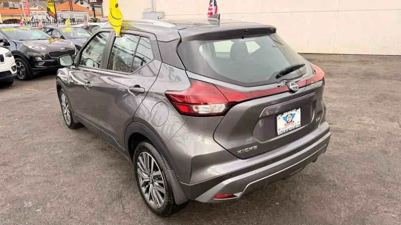 2024 Nissan Kicks - Image 5 of 12
