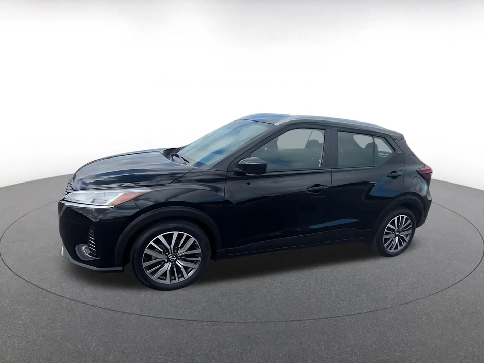 2024 Nissan Kicks - Image 8 of 31