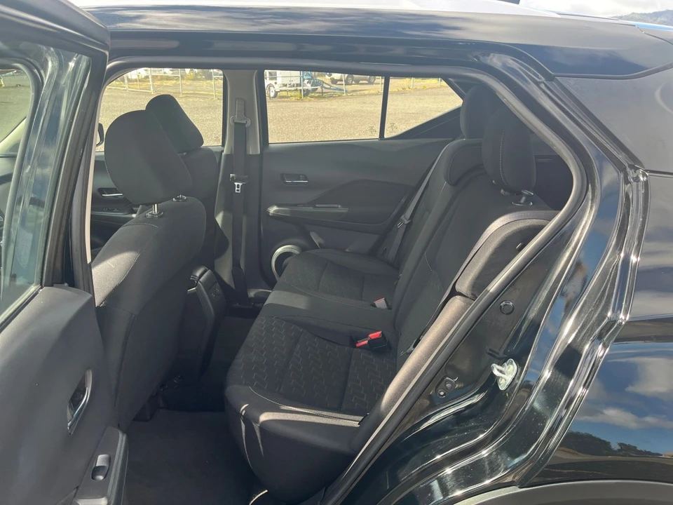 2024 Nissan Kicks - Image 22 of 31