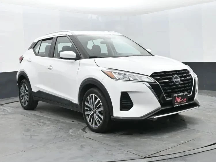 2024 Nissan Kicks - Image 2 of 12