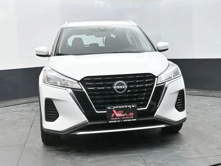 2024 Nissan Kicks - Image 3 of 12
