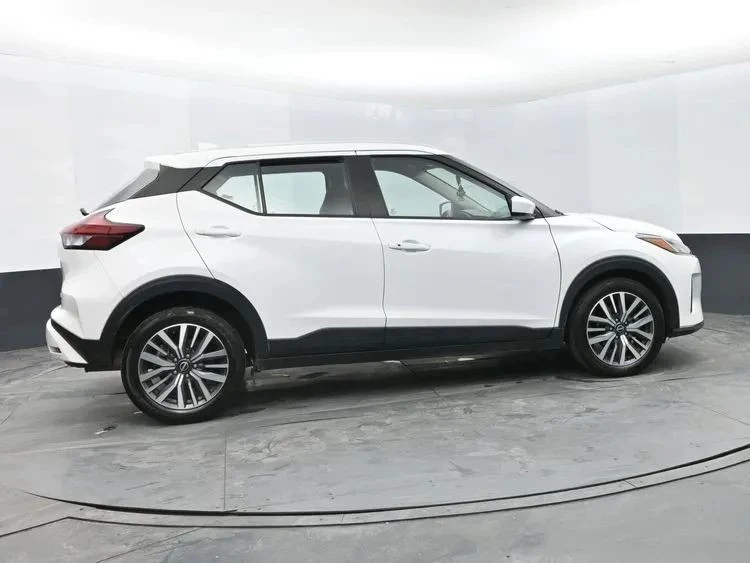2024 Nissan Kicks - Image 4 of 12