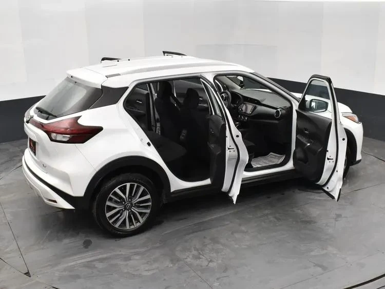 2024 Nissan Kicks - Image 6 of 12