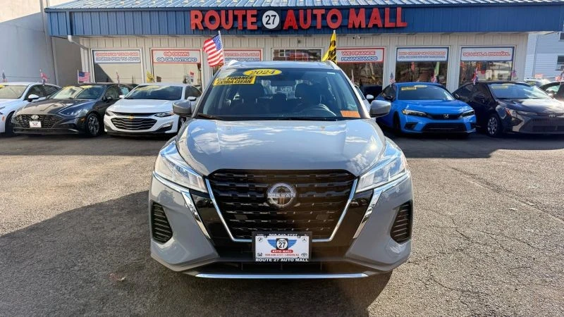 2024 Nissan Kicks - Image 3 of 12