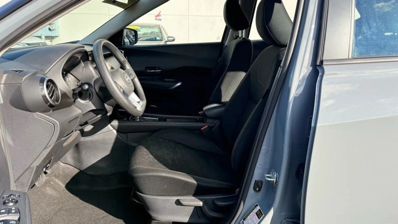 2024 Nissan Kicks - Image 12 of 12