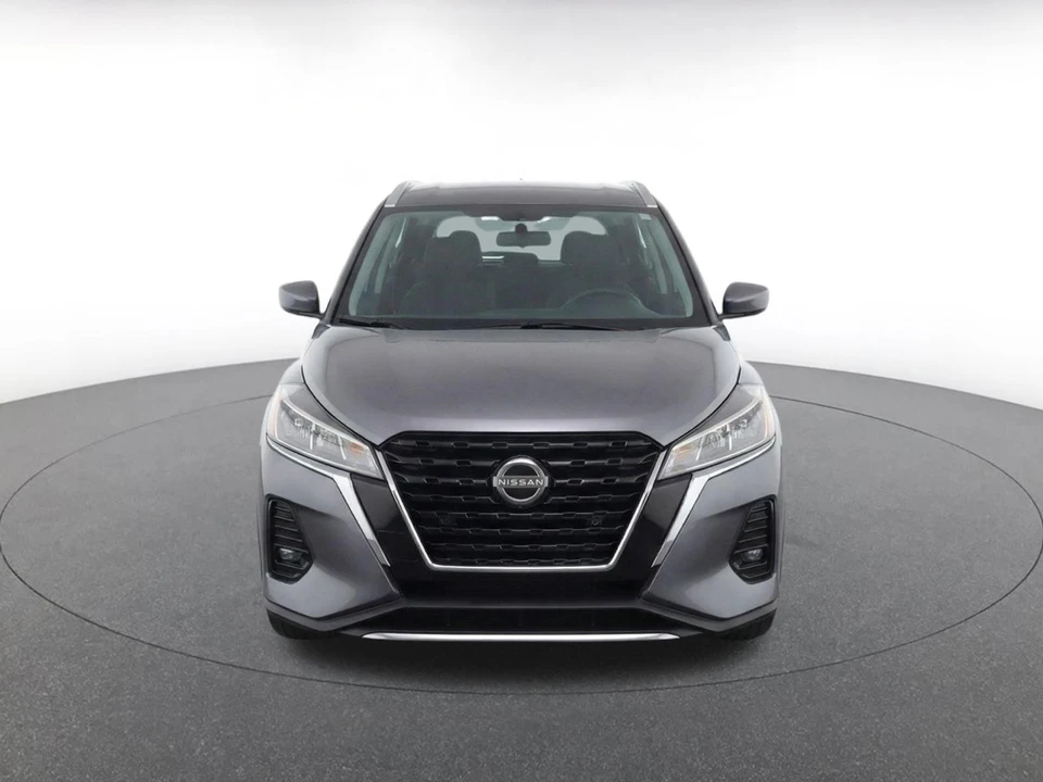 2024 Nissan Kicks - Image 2 of 24