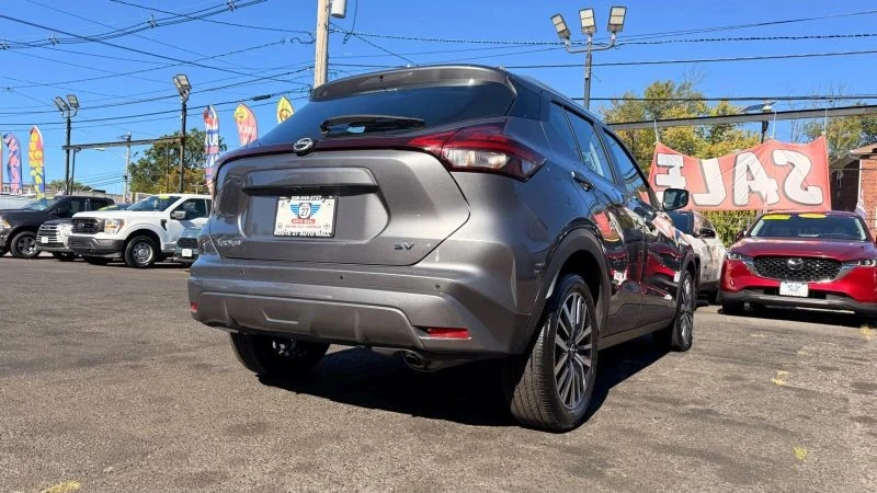 2024 Nissan Kicks - Image 12 of 12