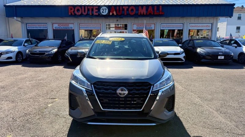 2024 Nissan Kicks - Image 3 of 12