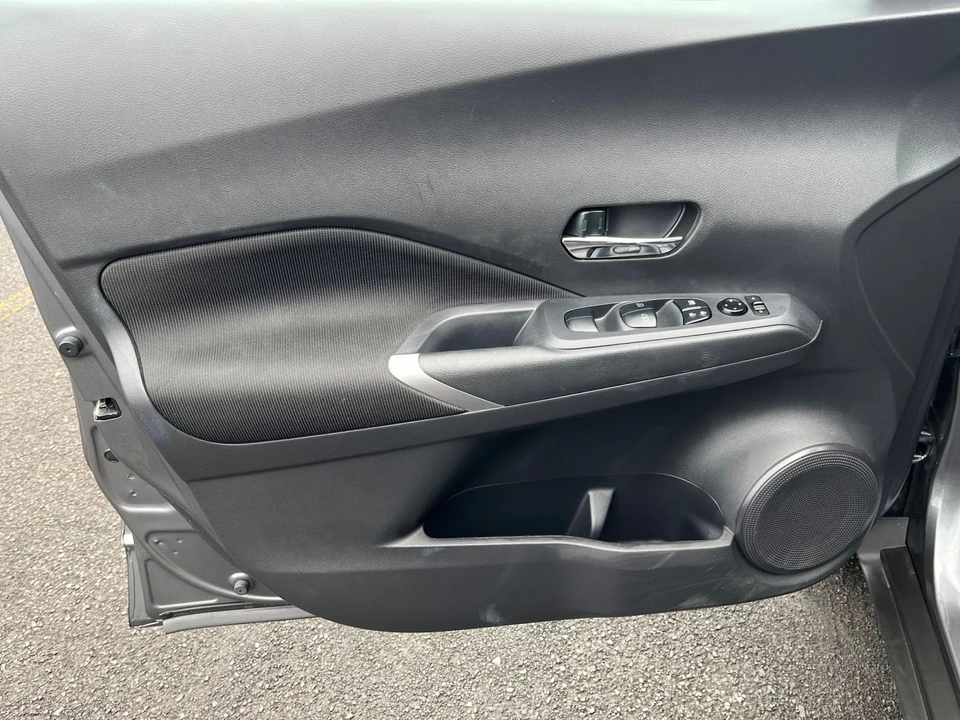 2024 Nissan Kicks - Image 15 of 31