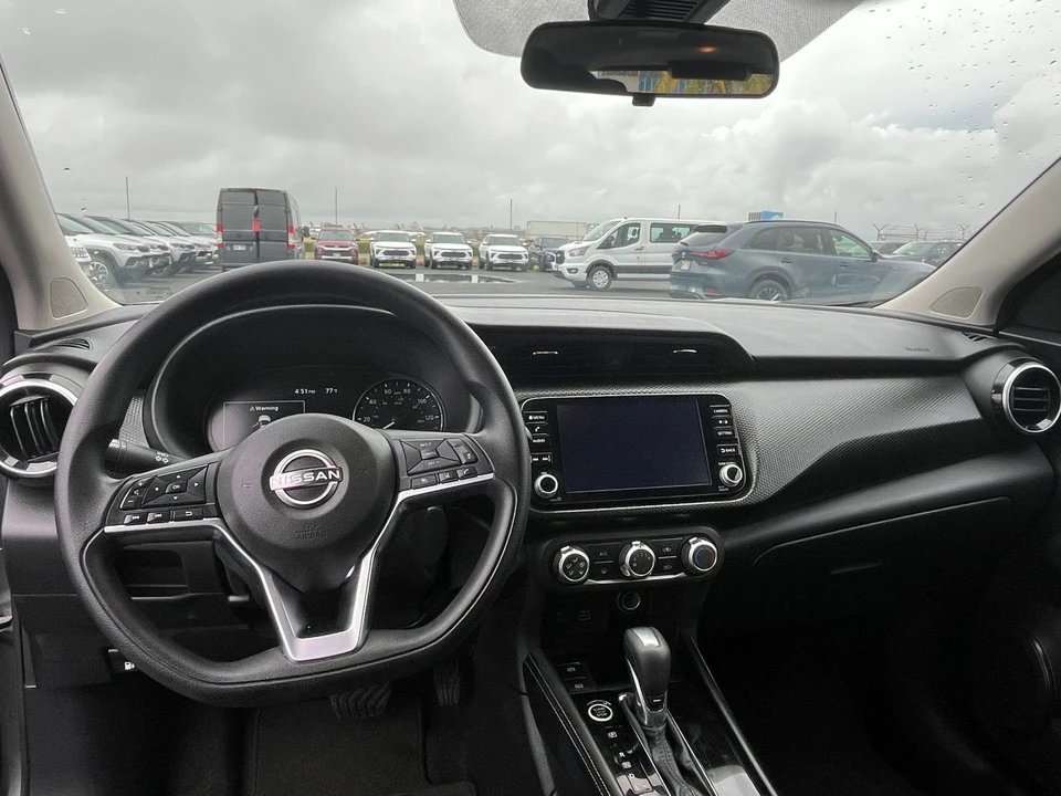 2024 Nissan Kicks - Image 27 of 31