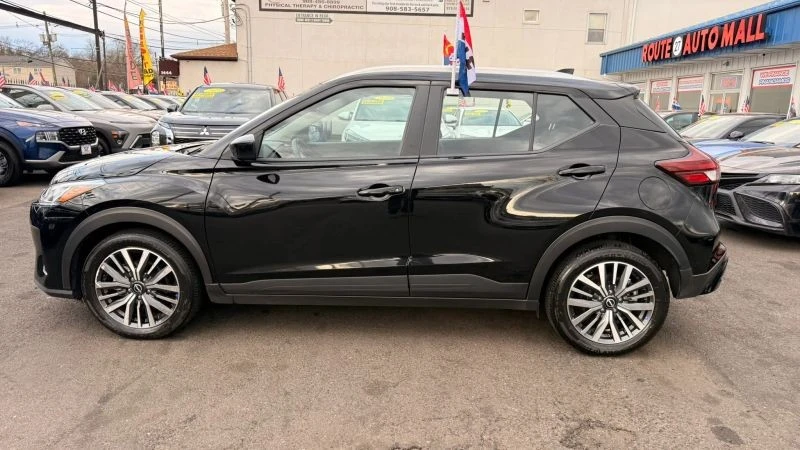 2024 Nissan Kicks - Image 9 of 12