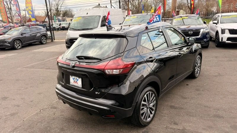 2024 Nissan Kicks - Image 6 of 12