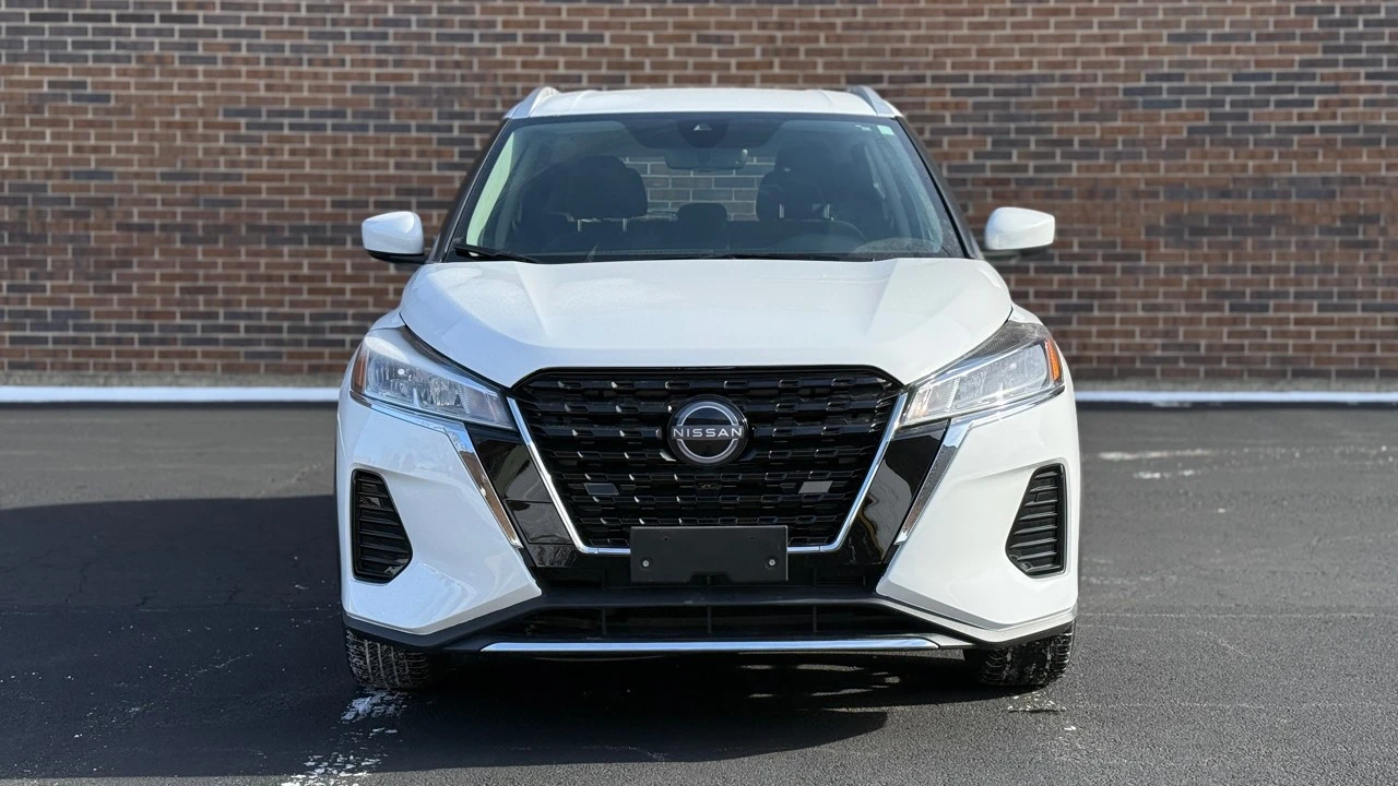 2024 Nissan Kicks - Image 2 of 21