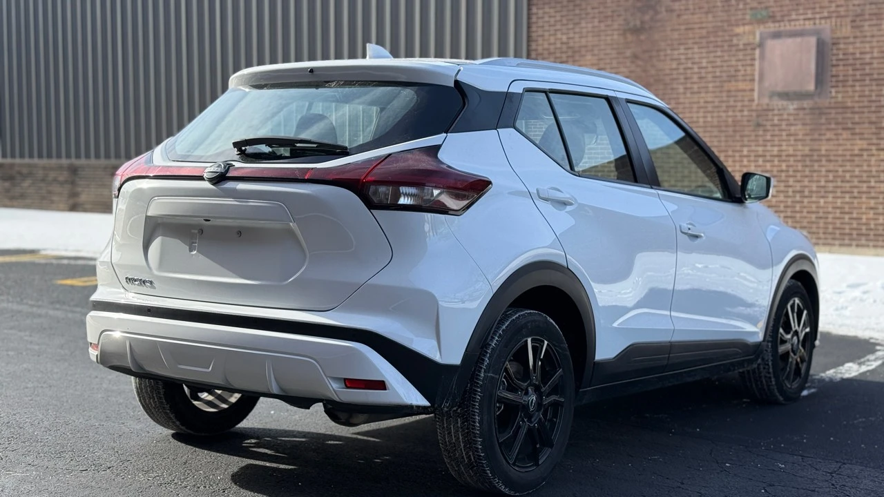 2024 Nissan Kicks - Image 7 of 21