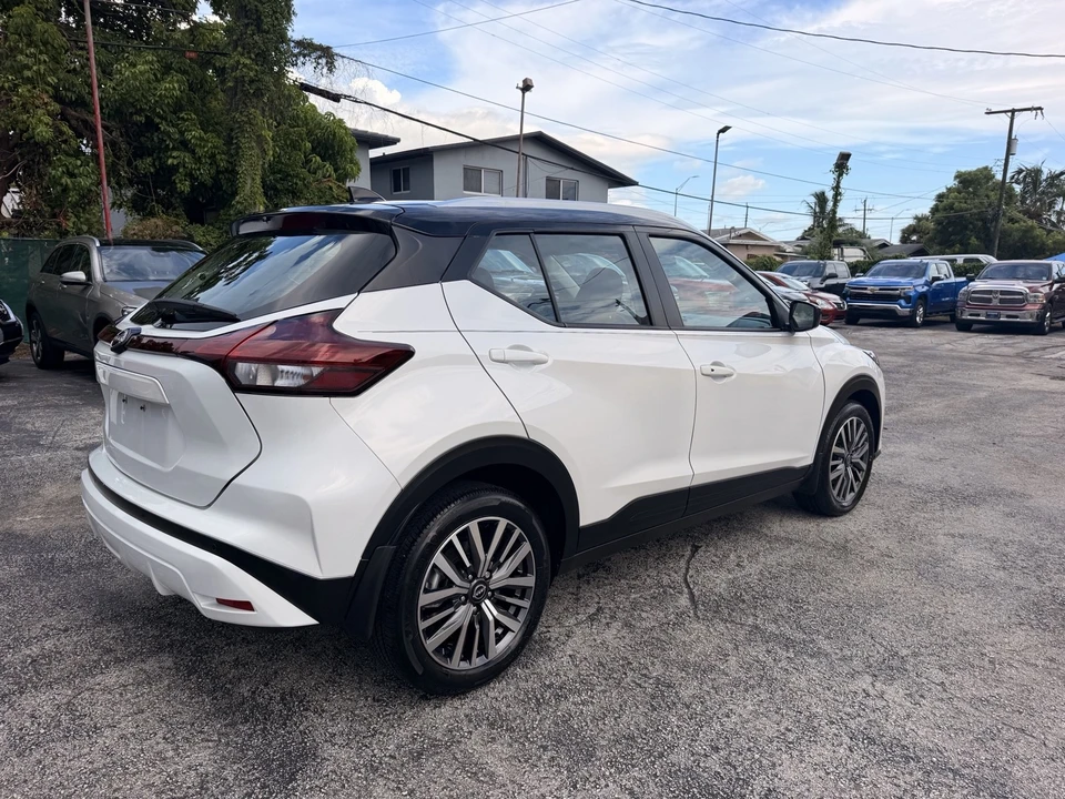2024 Nissan Kicks - Image 8 of 21