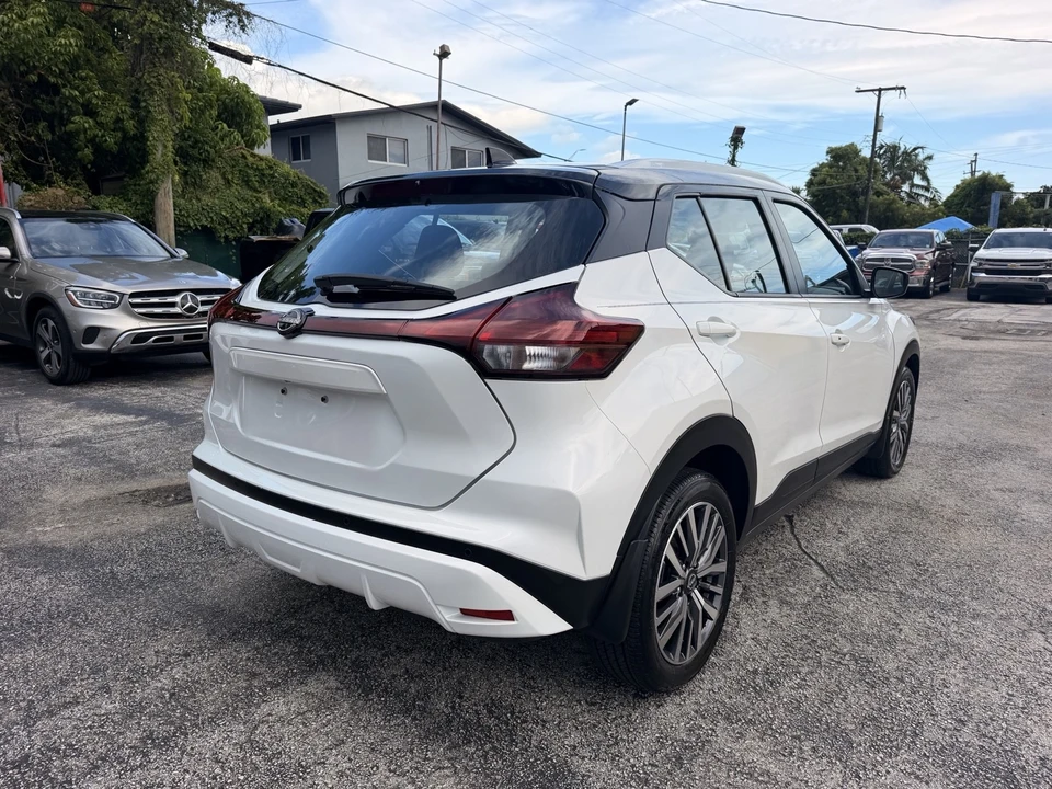 2024 Nissan Kicks - Image 9 of 21