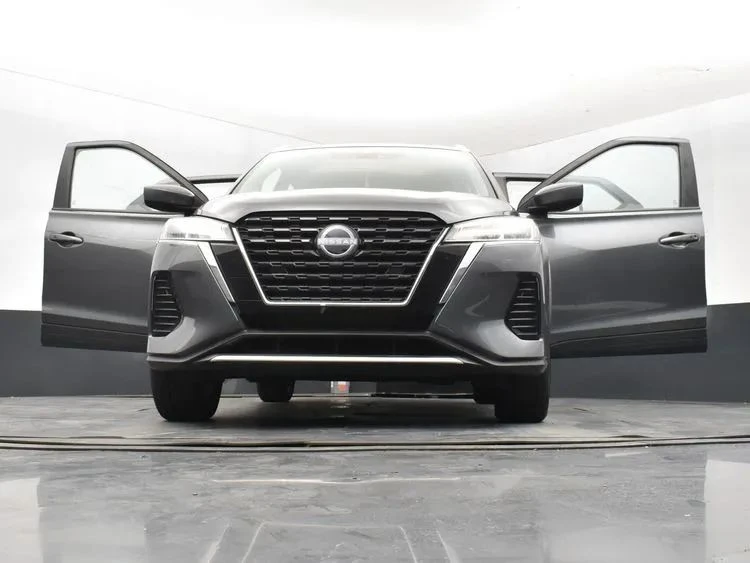 2024 Nissan Kicks - Image 11 of 12