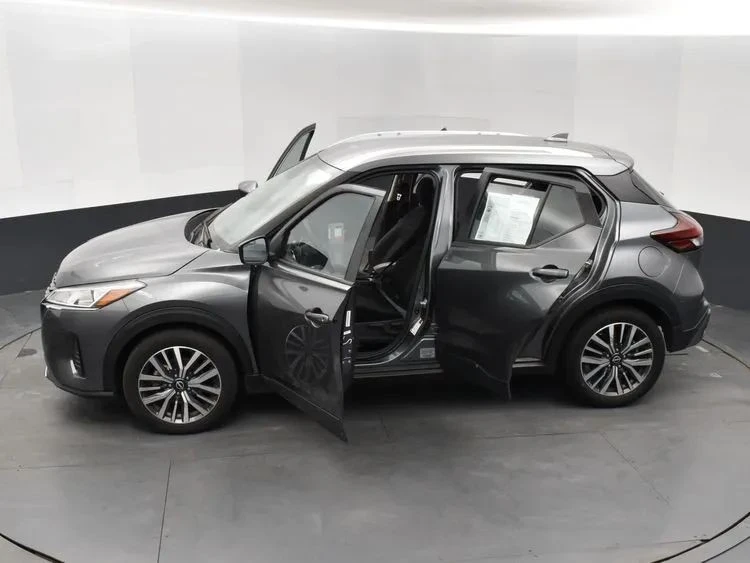 2024 Nissan Kicks - Image 7 of 12