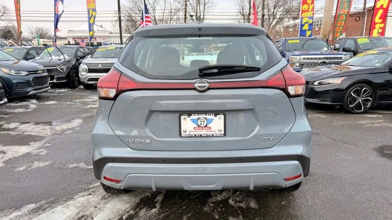 2024 Nissan Kicks - Image 6 of 12