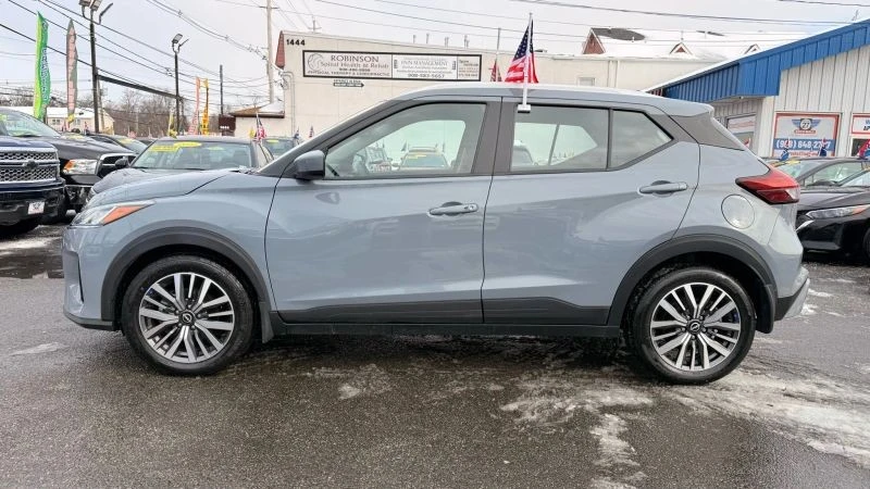 2024 Nissan Kicks - Image 10 of 12