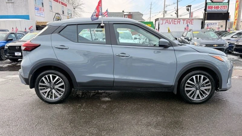 2024 Nissan Kicks - Image 11 of 12