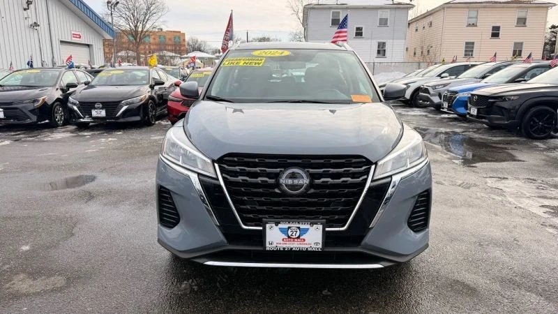 2024 Nissan Kicks - Image 3 of 12