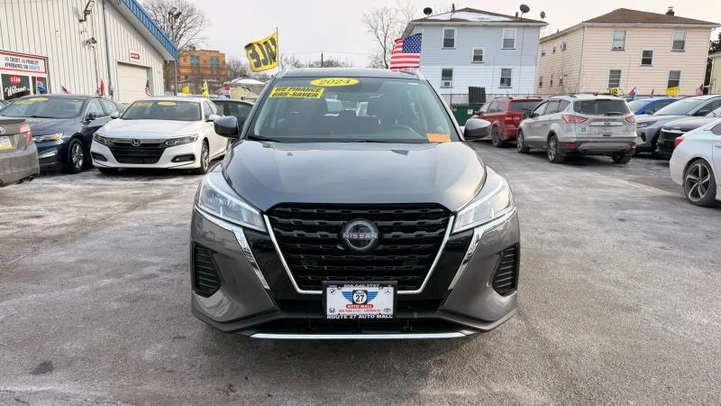 2024 Nissan Kicks - Image 3 of 12