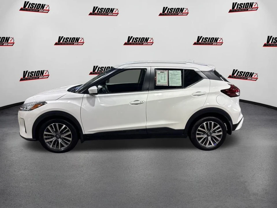 2024 Nissan Kicks - Image 8 of 12